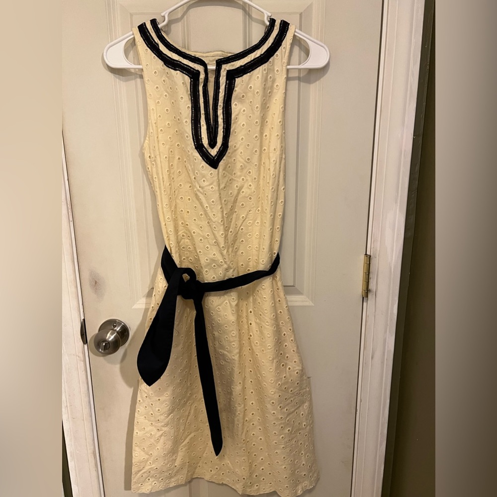 Tory Burch Cream Cotton Eyelet Fold Collar Sleeveless Belted Dress  Size 8